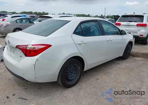 2018 Toyota Corolla Le z USA, uszkodzony, nr VIN 5YFBURHE0JP840420